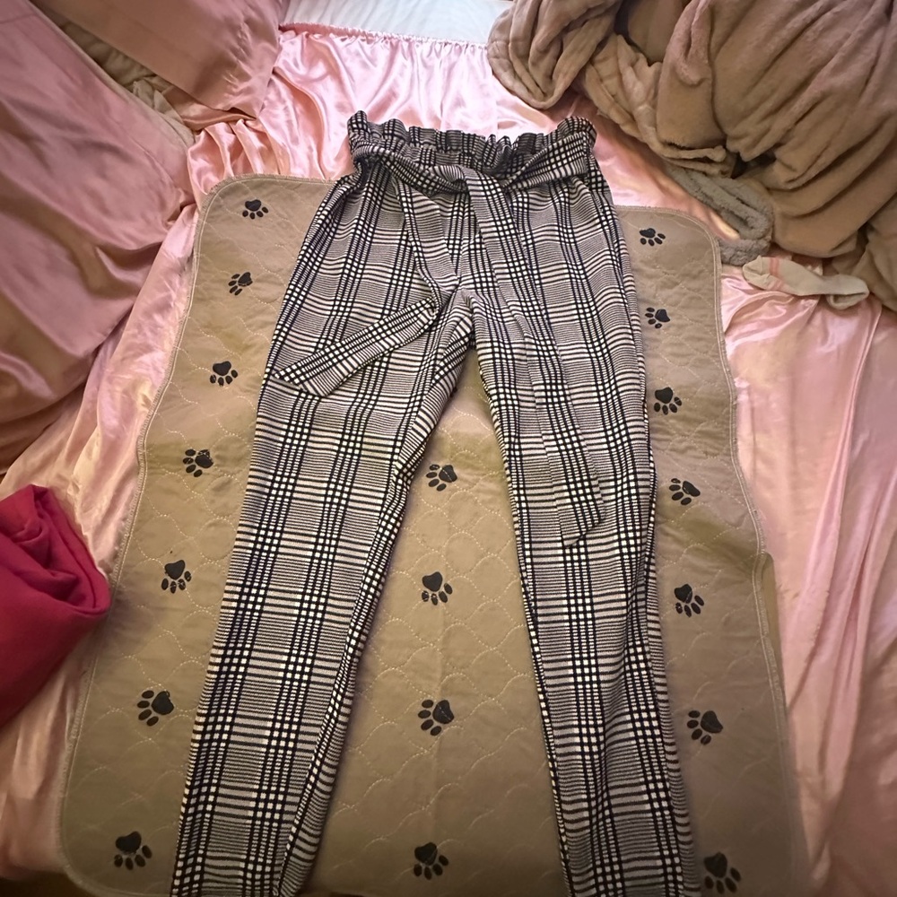 SHEIN Monochrome Plaid Pants